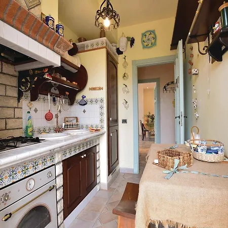 Apartment Luisa Mandra Capreria